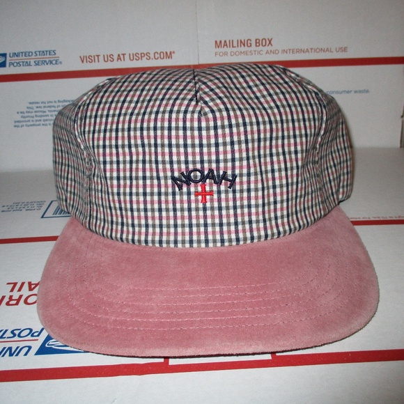 supreme postal hat